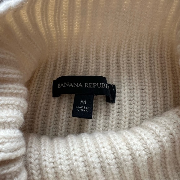 Cashmere Sweater - Picture 2 of 4